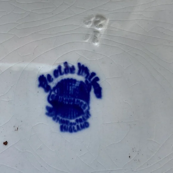 Vintage blue willow serving bowl - Picture 4 of 4